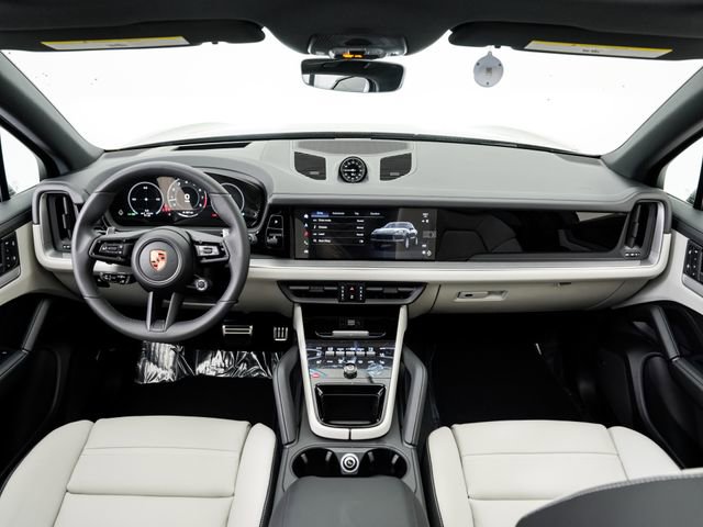 New 2026 Porsche Cayenne S image 21