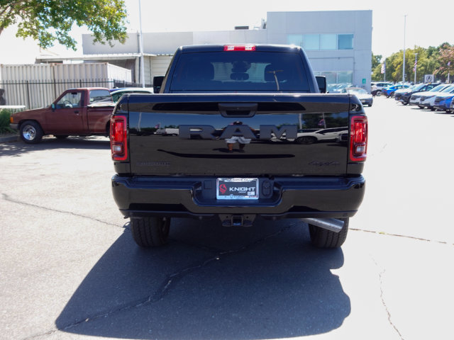 New 2026 RAM 3500 Big Horn AWD/4WD image 9