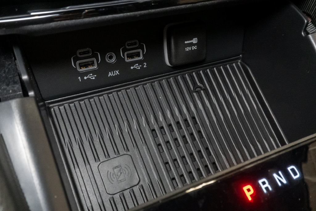 New 2026 Jeep Grand Cherokee Altitude AWD/4WD image 23