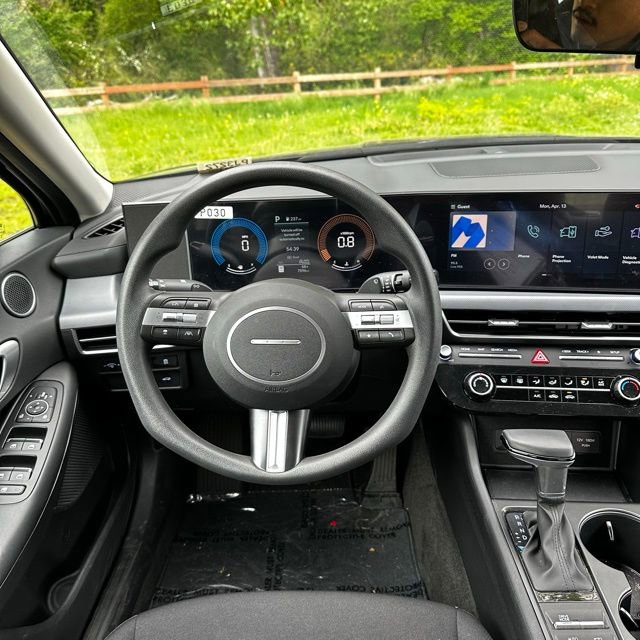 Certified 2025 Hyundai Sonata SE FWD image 24