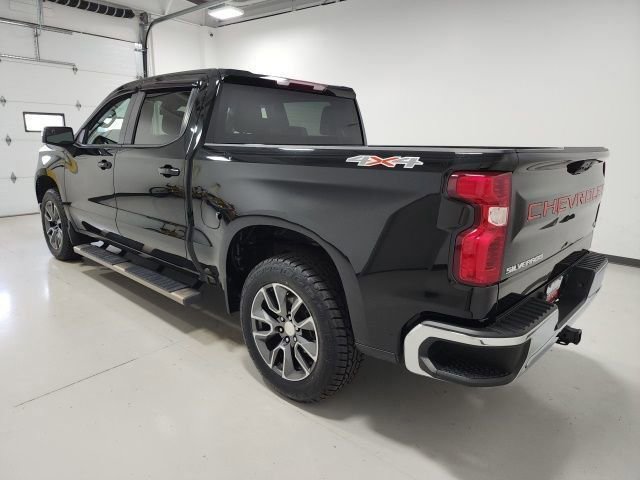 Used 2022 Chevrolet Silverado 1500 LT image 11