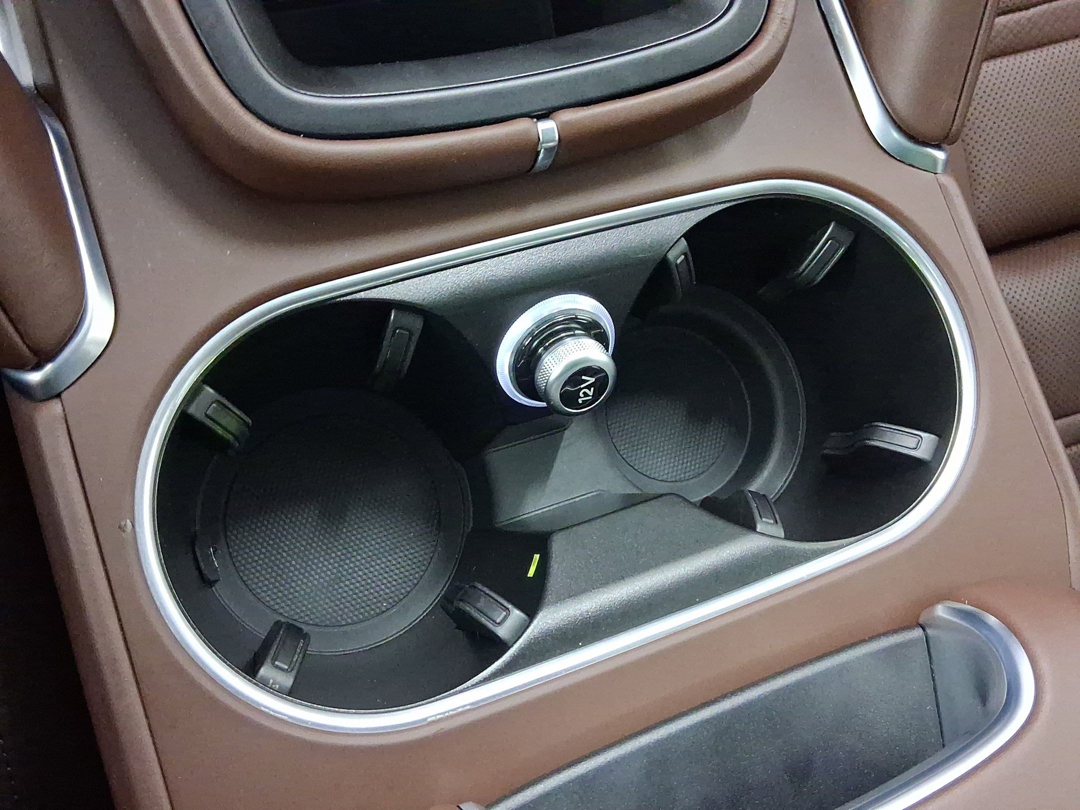 Certified 2022 Porsche Cayenne Turbo image 28