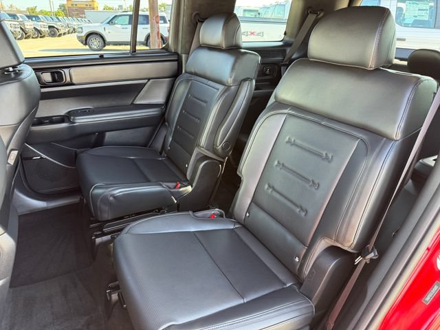 Used 2025 Hyundai Santa Fe Calligraphy AWD/4WD image 16
