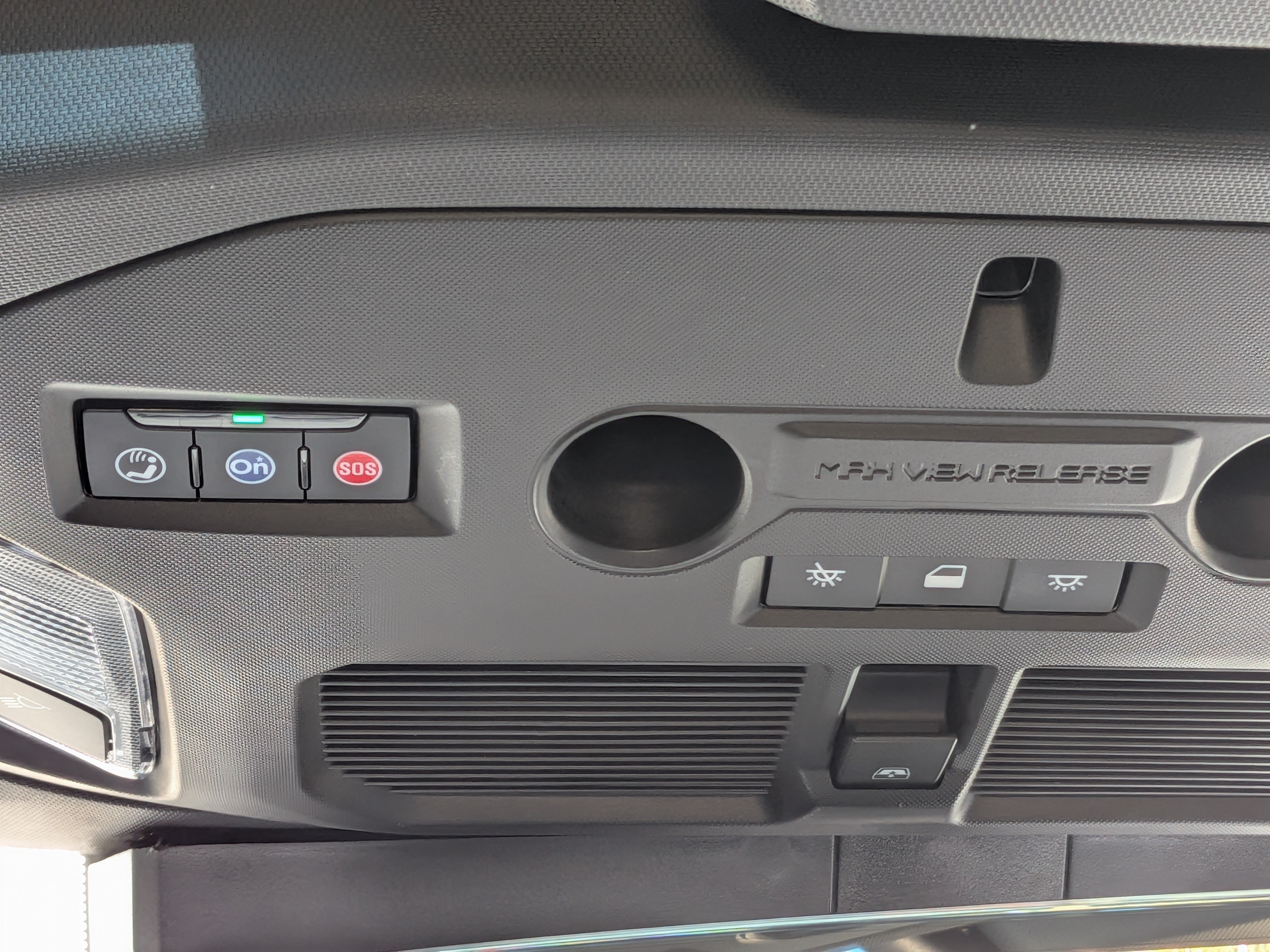 Certified 2025 GMC Hummer EV 3X w/ LPO, Sport Package AWD/4WD image 34