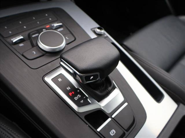 Used 2020 Audi Q5 2.0T Premium AWD/4WD image 17