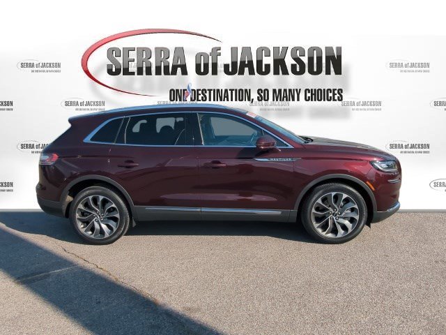Used 2022 Lincoln Nautilus Reserve AWD/4WD image 10