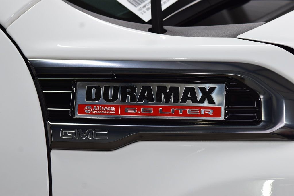 Used 2023 GMC Sierra 2500 AT4 w/ AT4 Premium Plus Package image 17