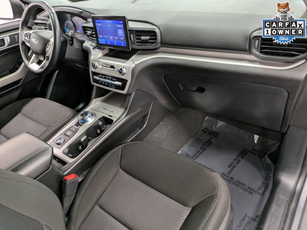Used 2023 Ford Explorer XLT image 31