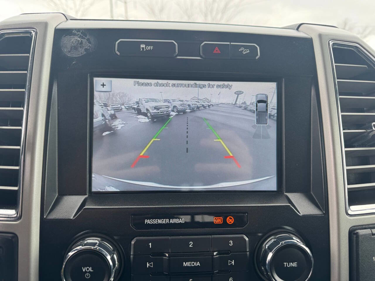 Used 2017 Ford F250 Lariat w/ FX4 Off-Road Package image 25