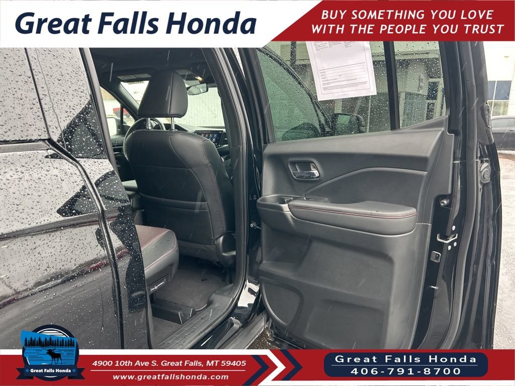 Used 2025 Honda Ridgeline Black Edition image 22