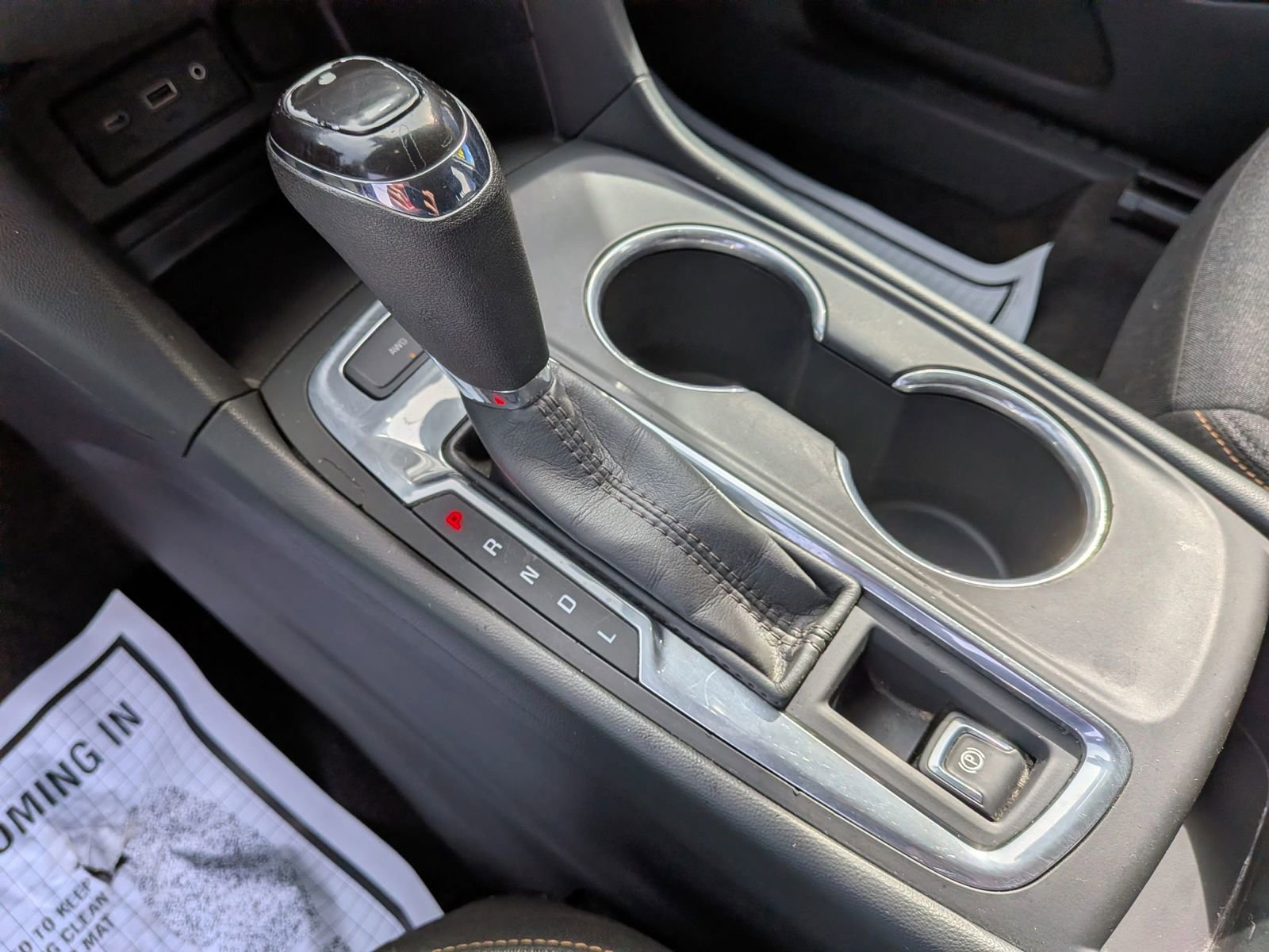 Used 2020 Chevrolet Equinox LT image 43