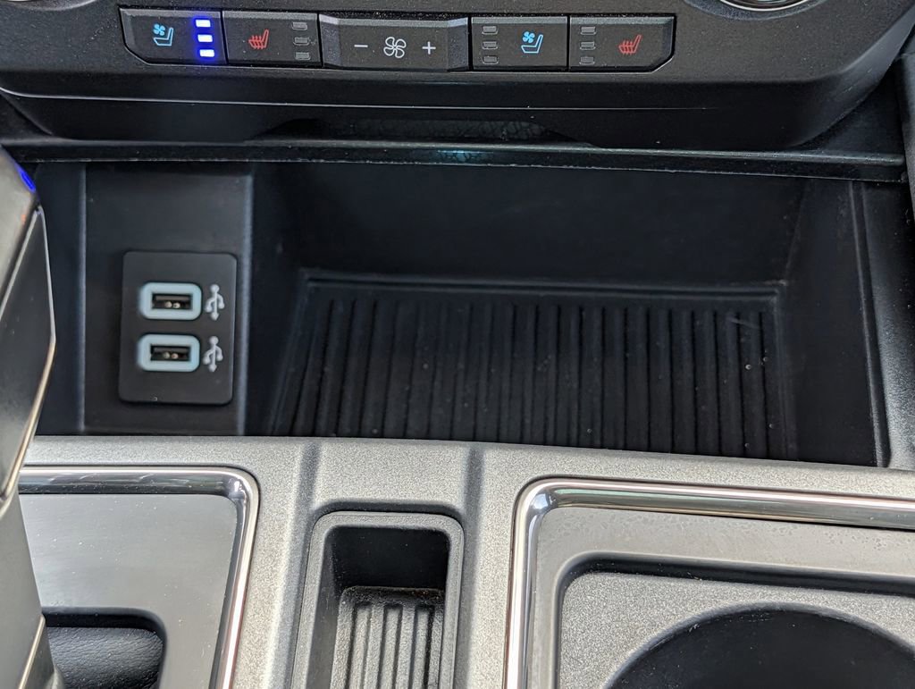 Used 2018 Ford F150 Raptor w/ Equipment Group 802A Luxury image 17