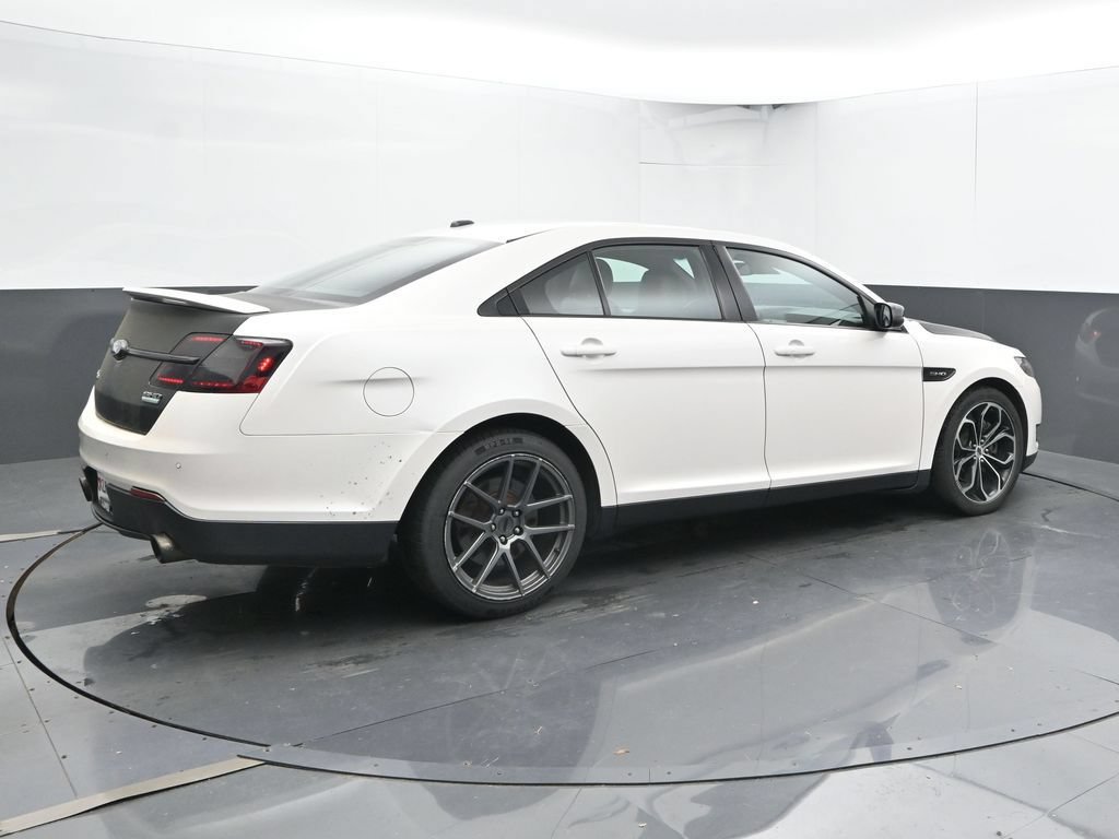 Used 2017 Ford Taurus SHO AWD/4WD image 3
