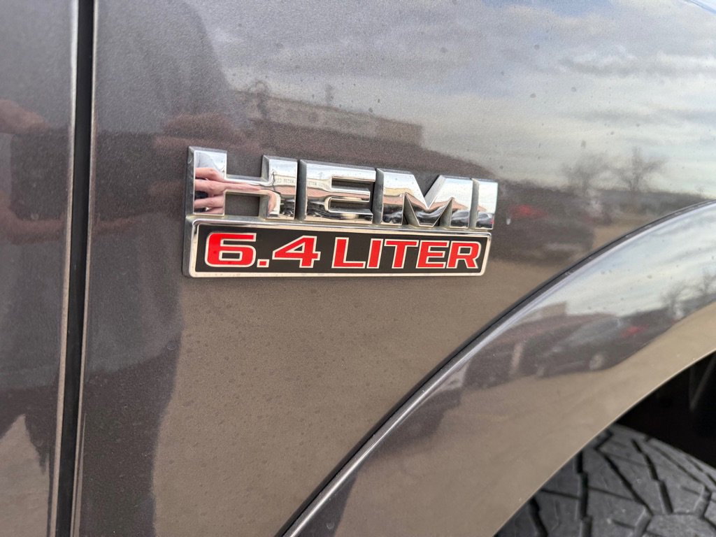 Used 2014 RAM 2500 Limited image 11