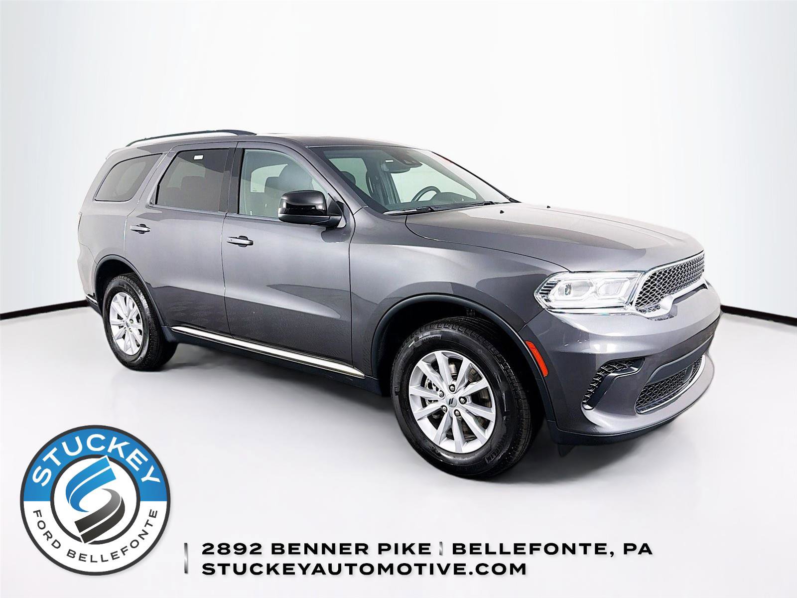 Used 2024 Dodge Durango SXT AWD/4WD image 1