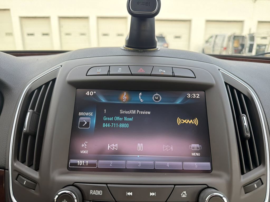 Used 2015 Buick Regal Premium w/ Driver Confidence Package #2 image 23