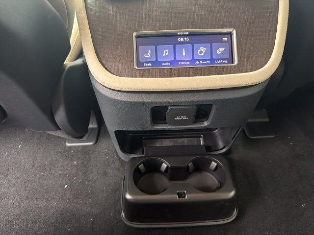 New 2027 Lincoln Navigator L Reserve w/ Jet Appearance Package AWD/4WD image 16