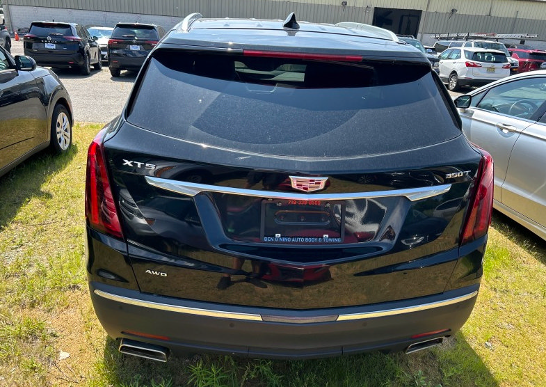 Used 2023 Cadillac XT5 Luxury AWD/4WD image 8