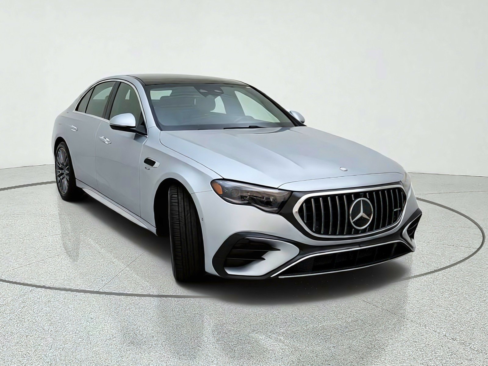 Certified 2025 Mercedes-Benz E 53 AMG e 4MATIC Sedan image 4
