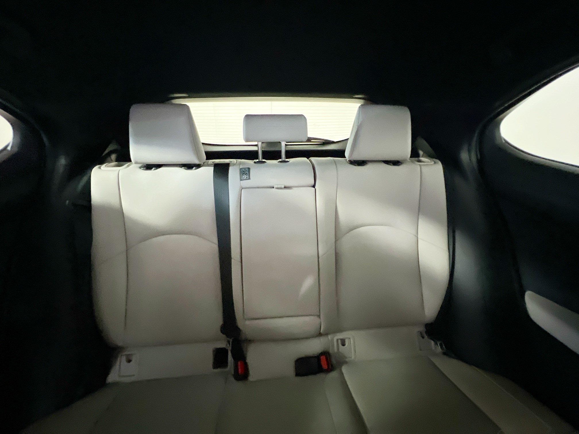 Used 2023 Lexus UX 250h FWD w/ Accessory Package (Z2) image 33