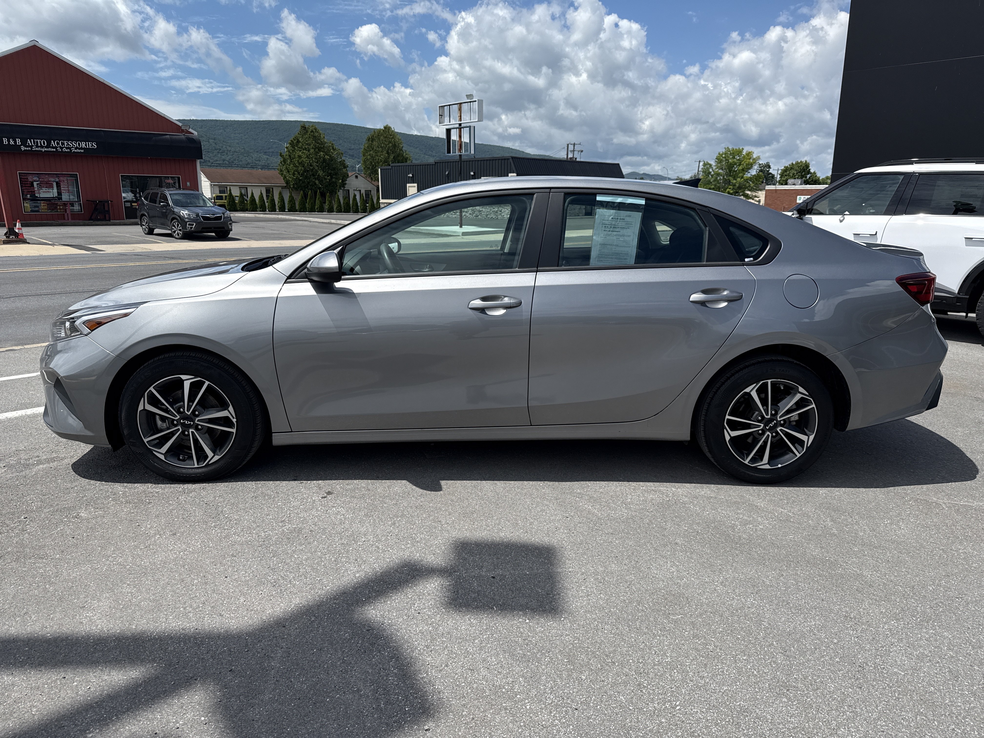 Certified 2024 Kia Forte LXS FWD image 7