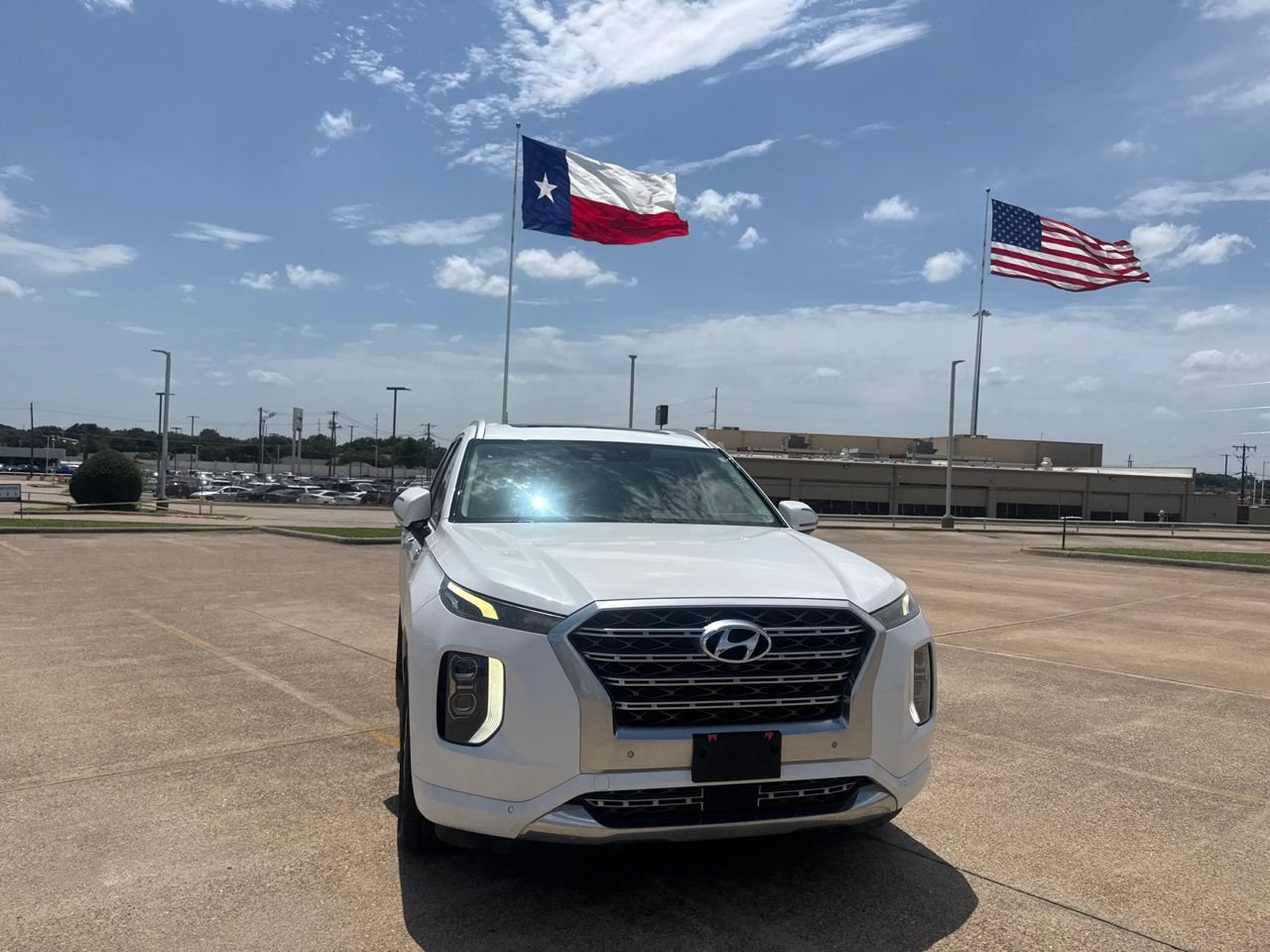 Used 2020 Hyundai Palisade Limited FWD image 3