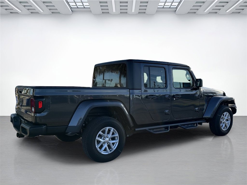 New 2023 Jeep Gladiator Sport image 3