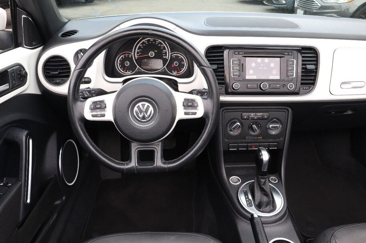 Used 2013 Volkswagen Beetle 2.5 image 4