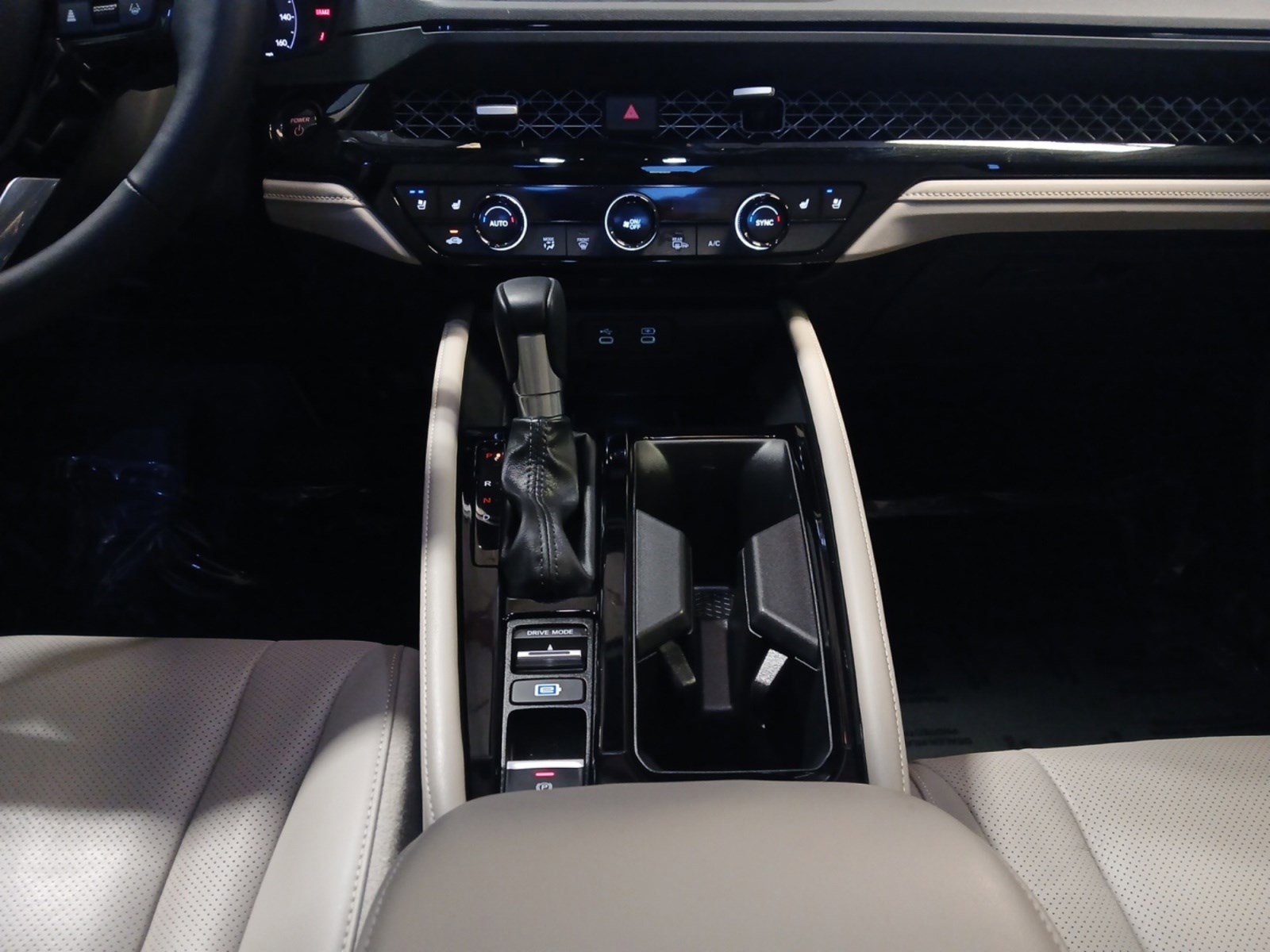 Used 2025 Honda Accord Touring image 11