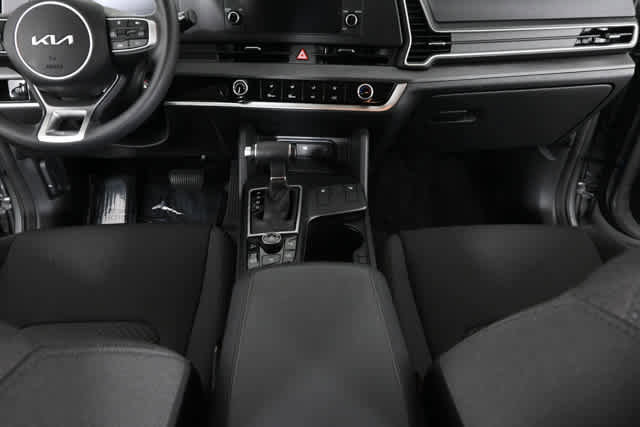 Used 2025 Kia Sportage LX image 14