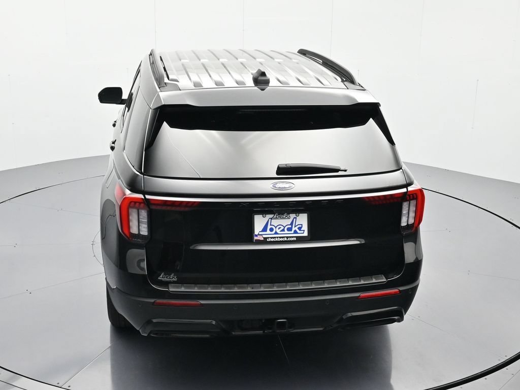 Certified 2025 Ford Explorer ST-Line w/ Premium Package RWD image 34