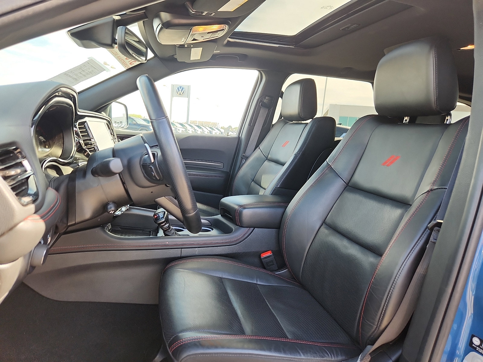 Used 2025 Dodge Durango GT AWD/4WD image 13