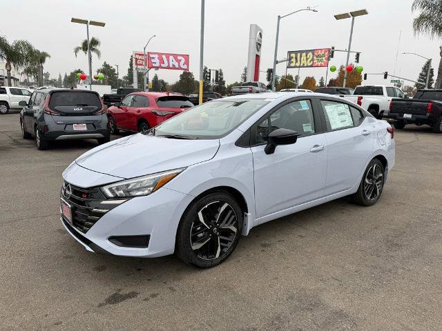 New 2025 Nissan Versa SR w/ Trunk Package FWD image 3