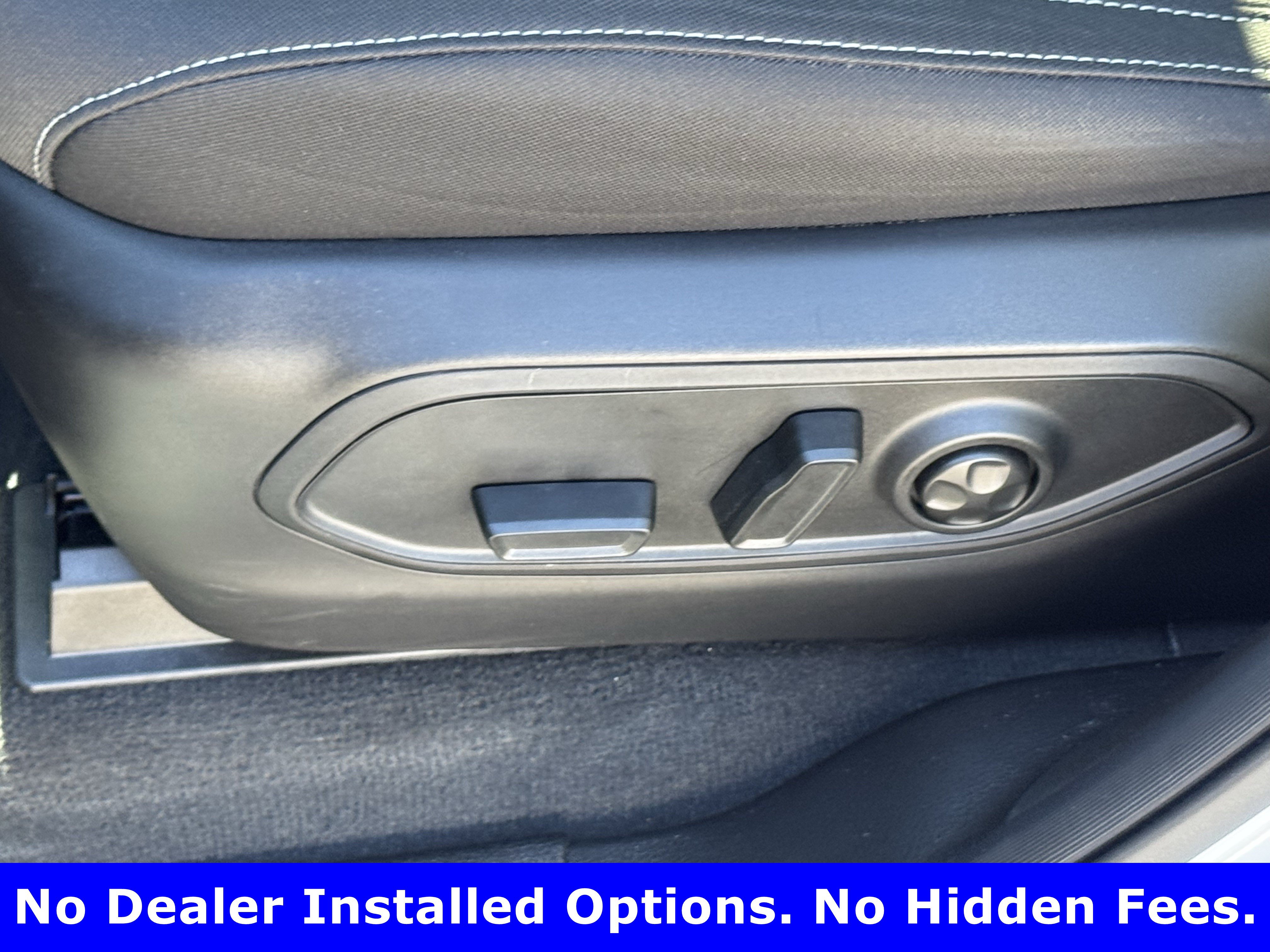 Used 2026 Jeep Grand Cherokee Laredo X RWD image 25