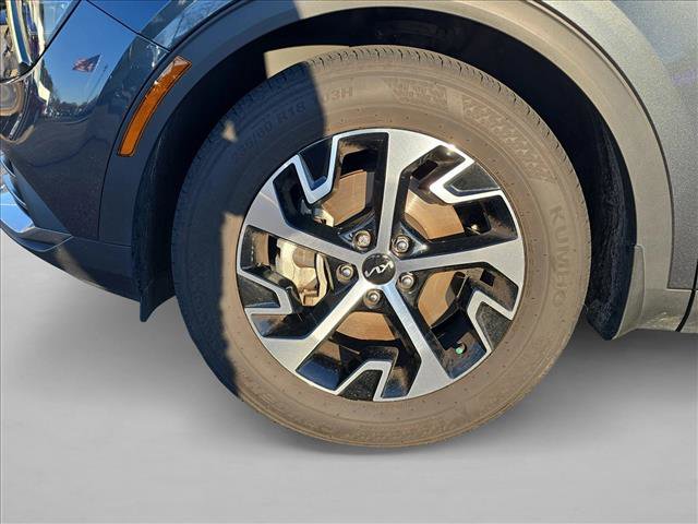 Used 2024 Kia Sportage EX image 25