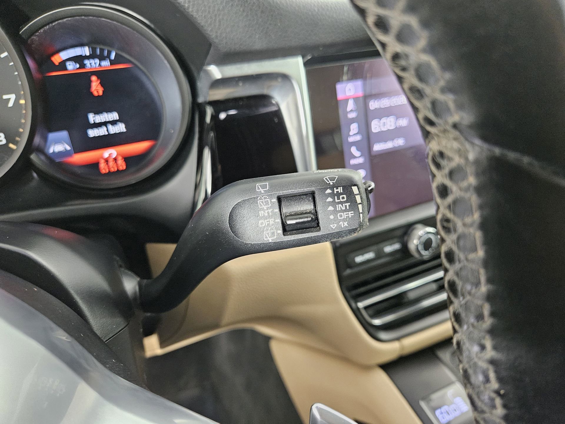 Used 2021 Porsche Macan AWD/4WD image 25