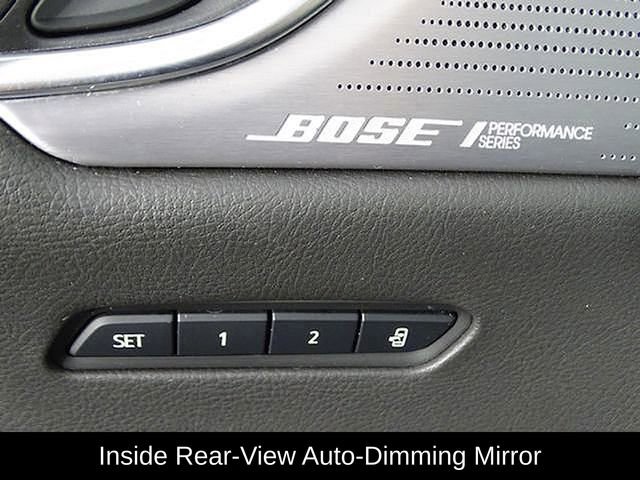 Used 2023 Cadillac XT6 Premium Luxury image 19