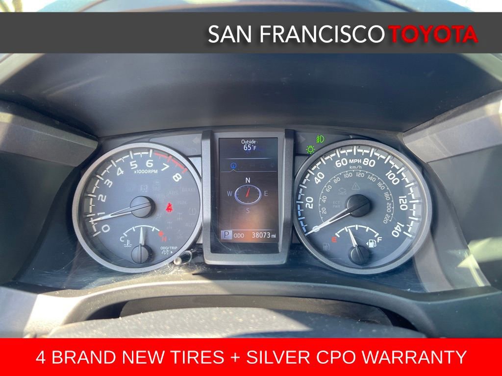 Certified 2018 Toyota Tacoma TRD Off-Road AWD/4WD image 33