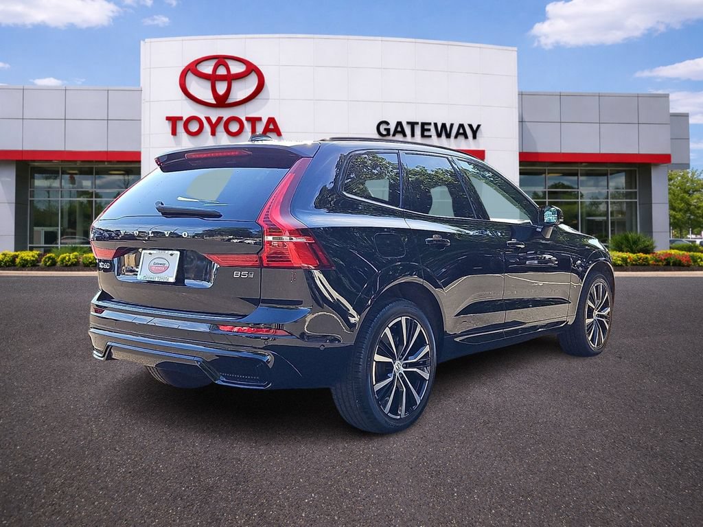 Used 2023 Volvo XC60 B5 Plus w/ Protection Package Premier AWD/4WD image 4