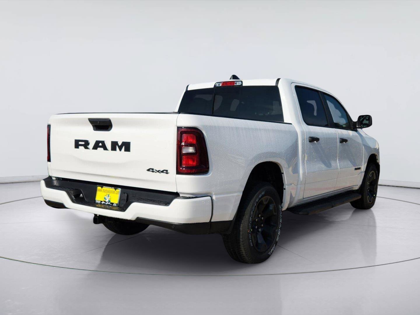 New 2026 RAM 1500 Express AWD/4WD image 5