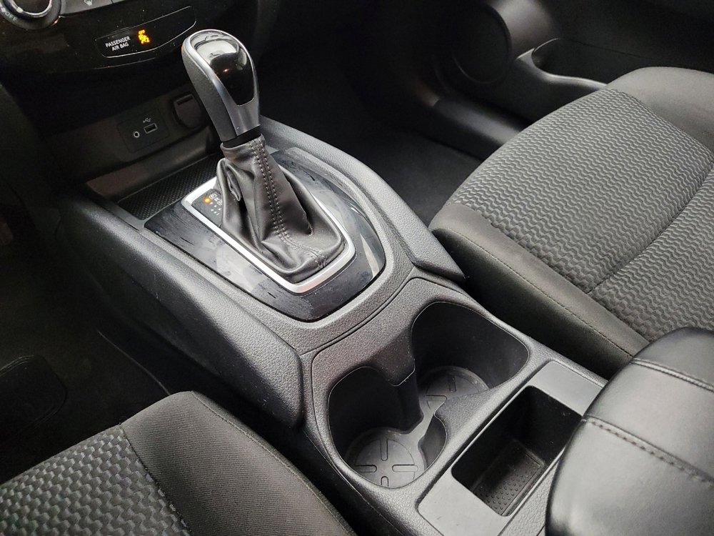 Used 2019 Nissan Rogue Sport S image 26