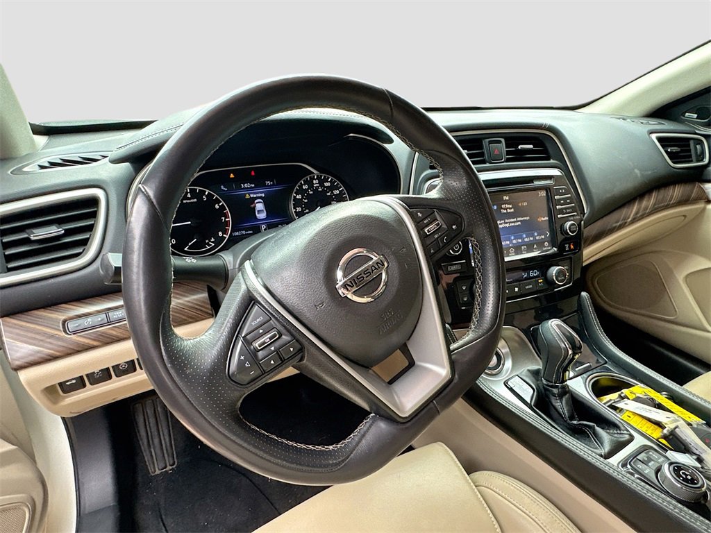 Used 2017 Nissan Maxima Platinum image 11