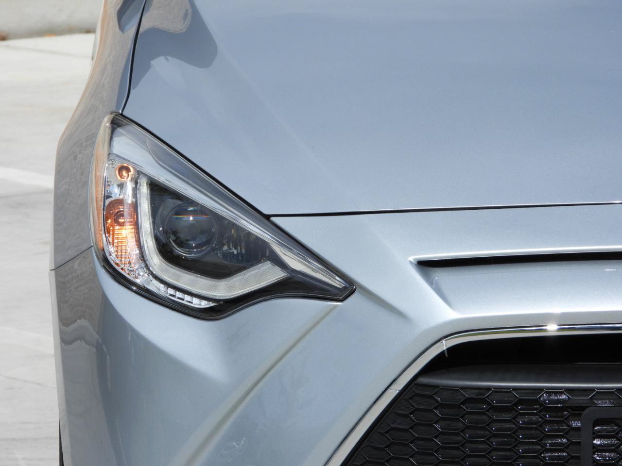 Used 2020 Toyota Yaris XLE FWD image 28