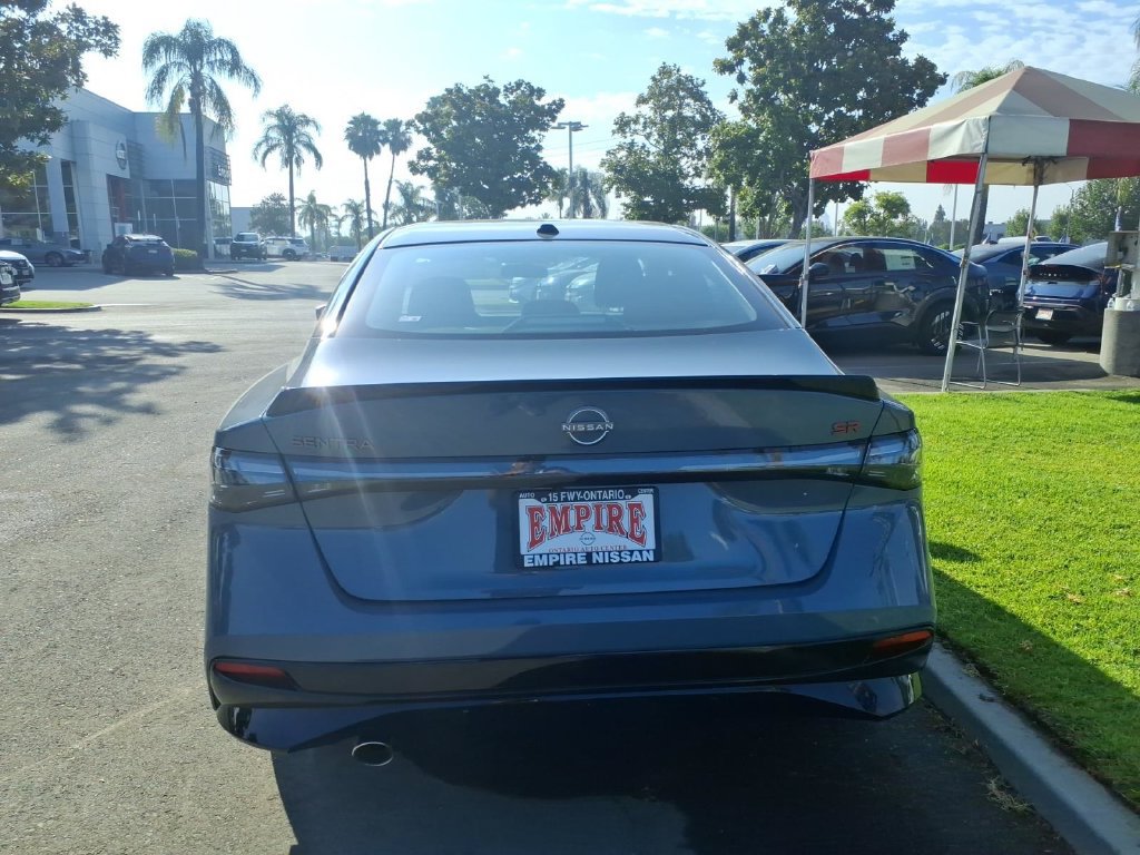 New 2026 Nissan Sentra SR w/ Floor Mat Package FWD image 9
