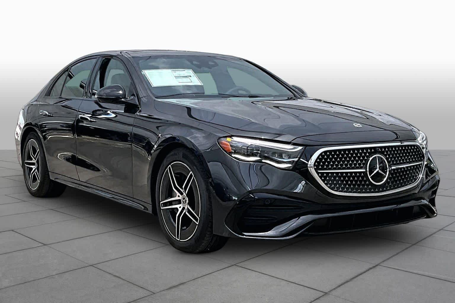 Used 2026 Mercedes-Benz E 450 4MATIC Sedan image 3