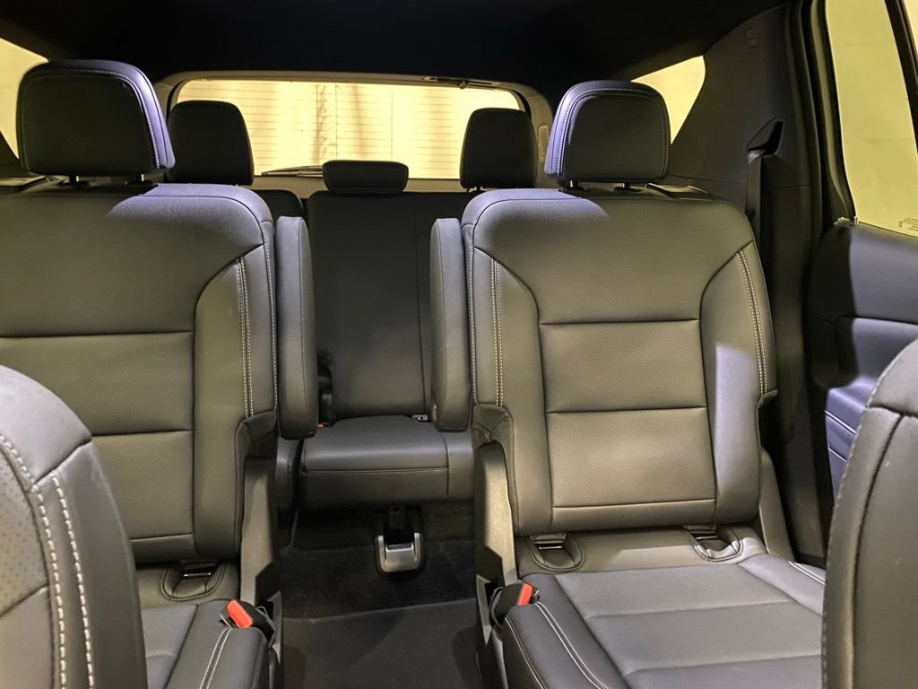Used 2026 Chevrolet Traverse LT AWD/4WD image 18