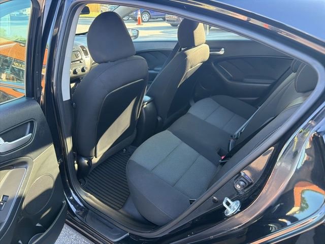 Used 2018 Kia Forte LX FWD image 27