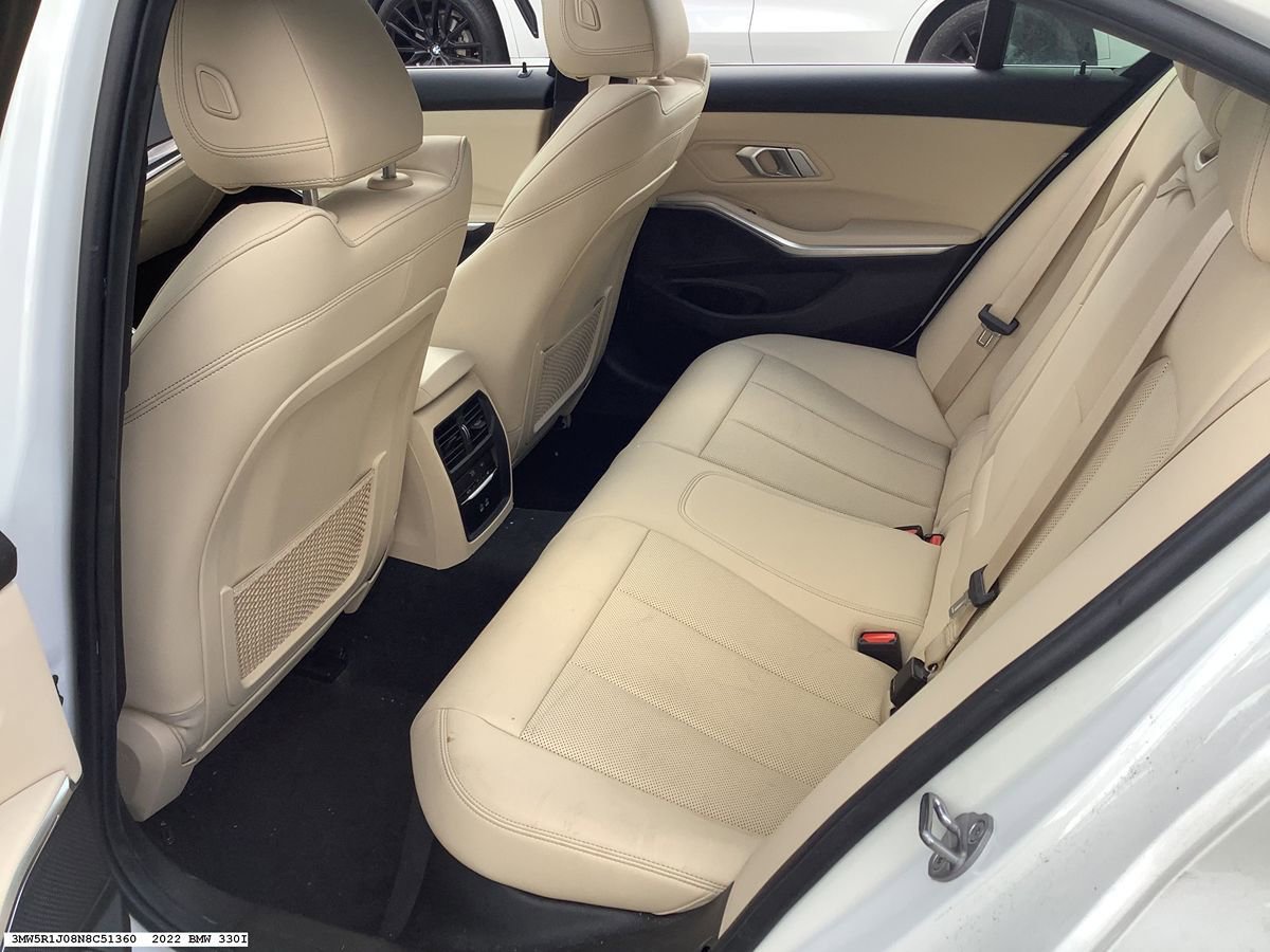 Used 2022 BMW 330i Sedan w/ Convenience Package RWD image 9