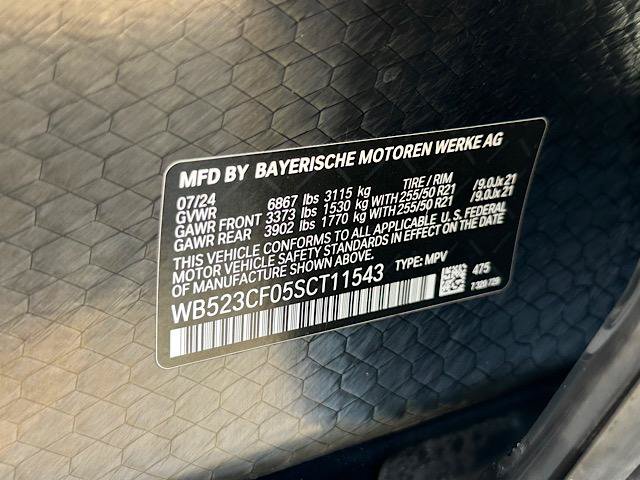 Used 2025 BMW iX xDrive50 AWD/4WD image 30