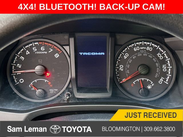 Used 2020 Toyota Tacoma SR image 12